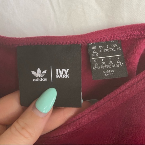 Adidas x Ivy Park Velour Crop Top/ Bralette Size XL - Picture 13 of 13